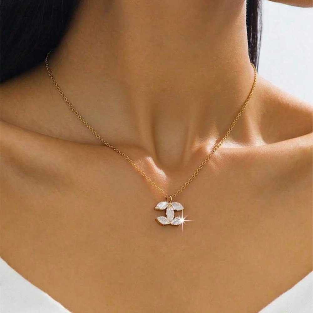 NWT Elegant Gold Pendant Necklace with Crystal Zirconia Accents